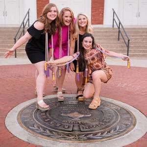 Meet your Posher, Ali